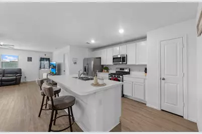 9911 Stoney Spring Lane, Baytown, TX 77521 - Photo 13