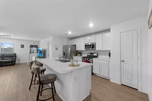 9911 Stoney Spg Ln, Baytown, TX 77521 - Photo 13