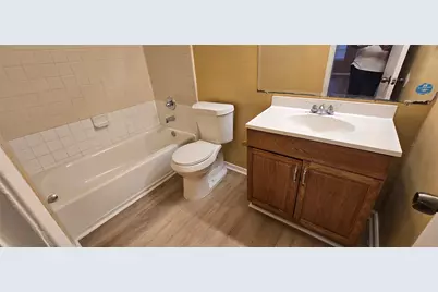 9700 Leawood Boulevard #1002, Houston, TX 77099 - Photo 19