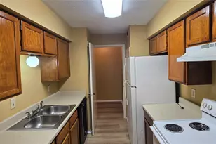 9700 Leawood Blvd, Houston, TX 77099 - Photo 11