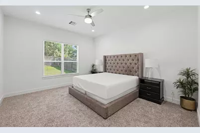 326 Springfield Terrace Drive, Conroe, TX 77304 - Photo 15