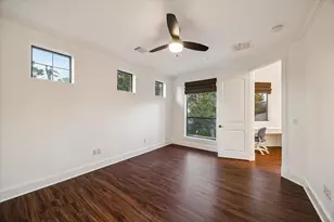 8730 Winningham Ln, Houston, TX 77055 - Photo 31