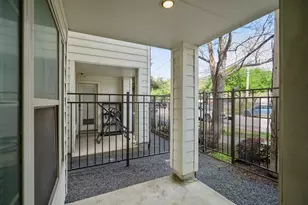 1032 W 26th St, Houston, TX 77008 - Photo 41