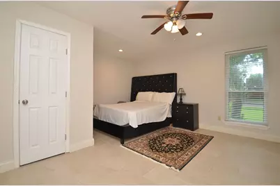 5834 Ludington Drive, Houston, TX 77035 - Photo 23
