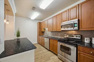 1711 Old Spanish Trl, Houston, TX 77054 - Photo 3