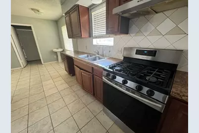 11031 Silkwood Drive, Houston, TX 77031 - Photo 3