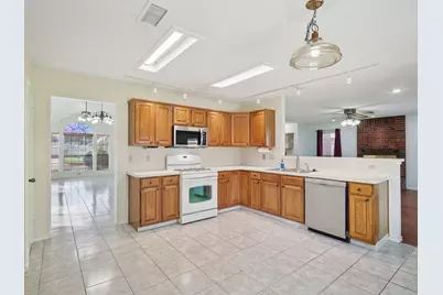 1313 Wildwood Drive, Deer Park, TX 77536 - Photo 15