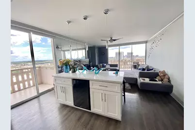 2016 Main Street #1702, Houston, TX 77002 - Photo 7