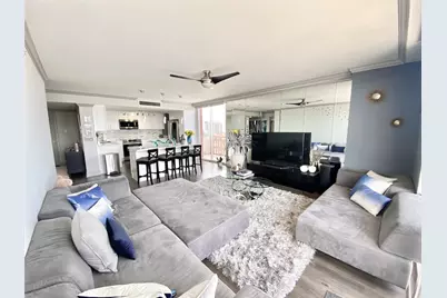 2016 Main Street #1702, Houston, TX 77002 - Photo 3