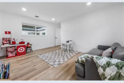 4423 Lymbar Drive, Houston, TX 77096 - Photo 35