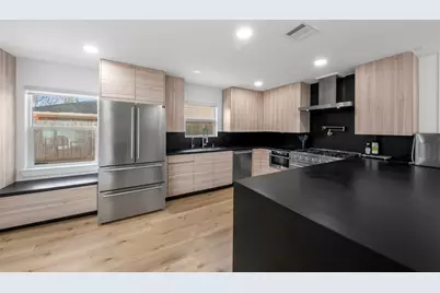 4423 Lymbar Drive, Houston, TX 77096 - Photo 15