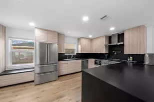 4423 Lymbar Dr, Houston, TX 77096 - Photo 15