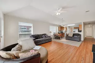 13815 Fraser Lake Ln, Houston, TX 77083 - Photo 17