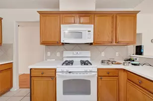 13815 Fraser Lake Ln, Houston, TX 77083 - Photo 11