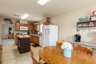 24027 Kingbriar Dr, Spring, TX 77373 - Photo 7
