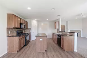 18510 By the Lake Ct, Cypress, TX 77429 - Photo 9