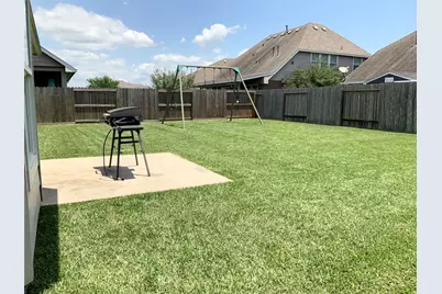 8322 Quiet Bay Drive, Baytown, TX 77523 - Photo 9