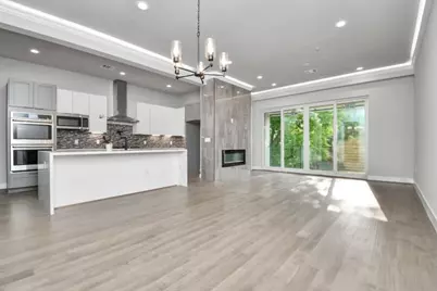 1320 Eberhard Street, Houston, TX 77019 - Photo 9