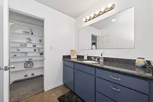 1127 County Rd 299, Sargent, TX 77414 - Photo 25