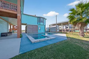 1127 County Rd 299, Sargent, TX 77414 - Photo 37