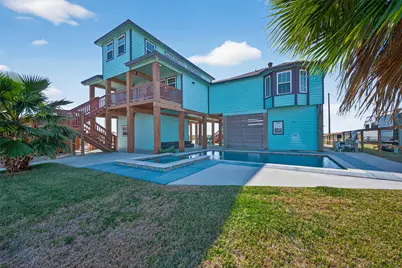 1127 County Road 299, Sargent, TX 77414 - Photo 7