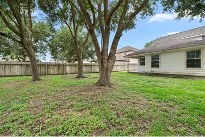 845 Clubside Drive, East Bernard, TX 77435 - Photo 25