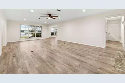 8022 Bayside Boulevard, Beach City, TX 77523 - Photo 7