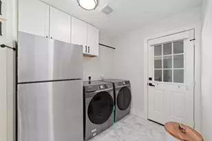 6503 Kury Ln, Houston, TX 77008 - Photo 23