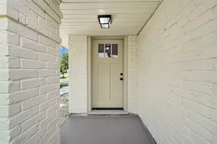 10411 Sagewillow Ln, Houston, TX 77089 - Photo 3