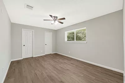 10411 Sagewillow Lane, Houston, TX 77089 - Photo 11