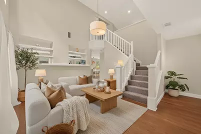 51 E Autumn Branch Circle, The Woodlands, TX 77382 - Photo 5