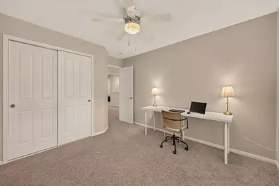 51 E Autumn Branch Circle, The Woodlands, TX 77382 - Photo 33