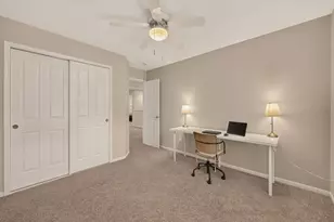 51 E Autumn Branch Cir, The Woodlands, TX 77382 - Photo 33