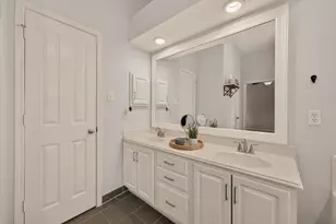 51 E Autumn Branch Cir, The Woodlands, TX 77382 - Photo 41