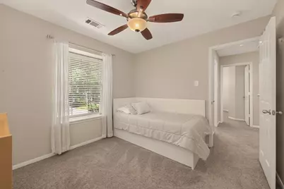51 E Autumn Branch Circle, The Woodlands, TX 77382 - Photo 29