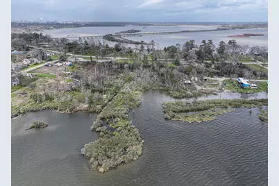 17202 Meadowbrook Drive, Channelview, TX 77530 - Photo 3