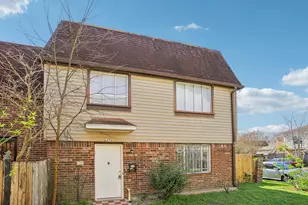 8379 La Roche Ln, Houston, TX 77036 - Photo 3