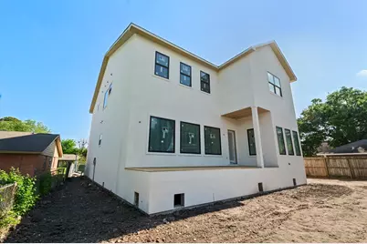 4009 Newshire Drive, Houston, TX 77025 - Photo 31
