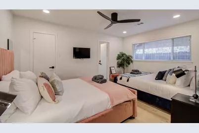 9219 Kempwood Drive, Houston, TX 77080 - Photo 25