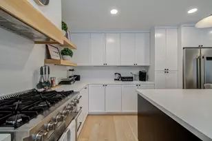 9219 Kempwood Dr, Houston, TX 77080 - Photo 13