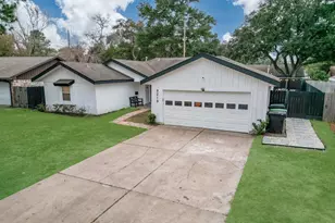 9219 Kempwood Dr, Houston, TX 77080 - Photo 3