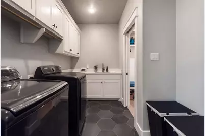 7813 Stiteler Drive, Bryan, TX 77808 - Photo 33