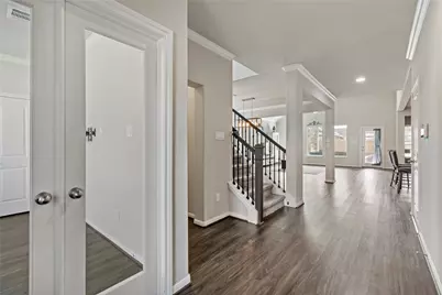 2502 Arbor Edge Crossing, Texas City, TX 77568 - Photo 3