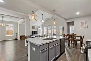 2502 Arbor Edge Crossing, Texas City, TX 77568 - Photo 13