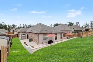 320 Red Maple Ln, Conroe, TX 77304 - Photo 23