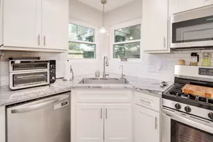 19530 Stamford Dr, Tomball, TX 77375 - Photo 11