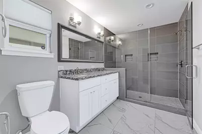 5234 Saxon Drive, Houston, TX 77092 - Photo 23