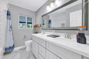 5234 Saxon Dr, Houston, TX 77092 - Photo 19