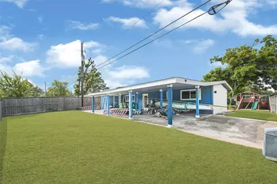 5234 Saxon Drive, Houston, TX 77092 - Photo 25