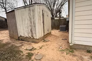 320 Willowick St, Tomball, TX 77375 - Photo 15